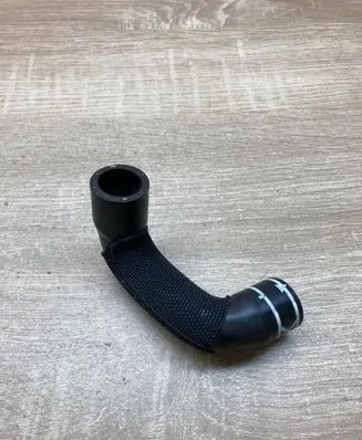Audi Q5 SQ5 Engine coolant pipe/hose 059121103D