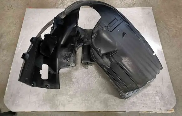 BMW 6 E63 E64 Front arch 5171700971519 17370110