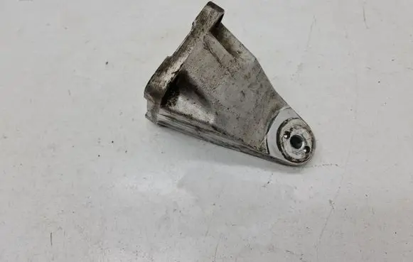 Land Rover Discovery Engine mounting bracket ANR6622