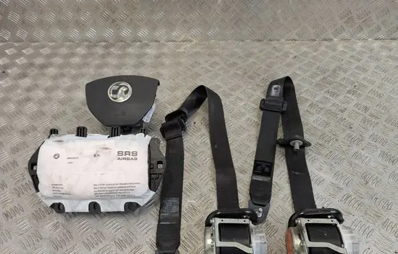 Opel Vivaro Airbag set 