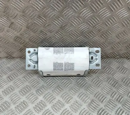 Passenger airbag