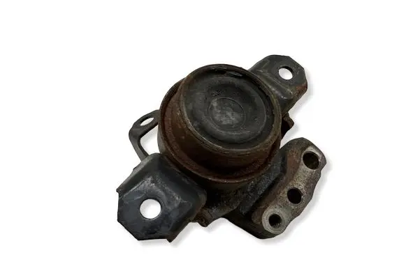 Peugeot 108 Engine mount bracket 