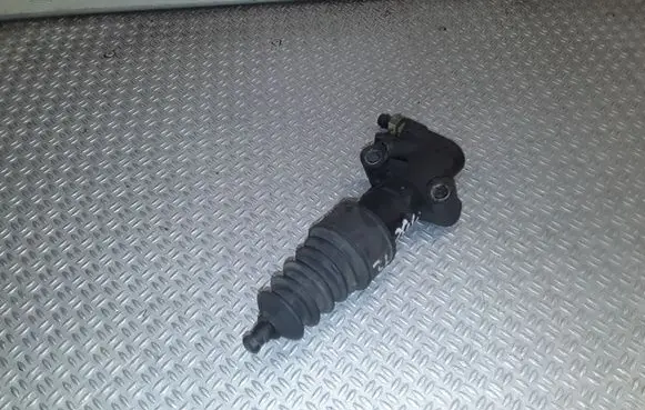 Peugeot 207 Clutch slave cylinder 