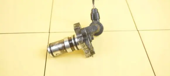 Mazda 6 Camshaft speed sensor K6266 30SP17