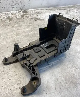 Volkswagen PASSAT B6 Battery box tray 1k0915333c