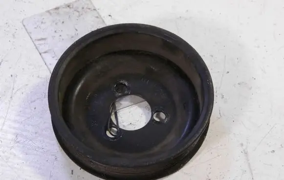 Volkswagen Polo III 6N 6N2 6NF Crankshaft pulley 030145269A