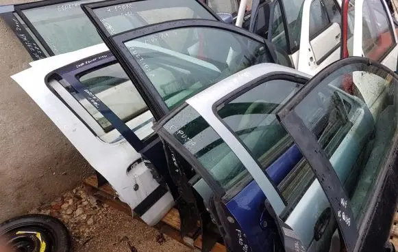 Opel Combo B Front door