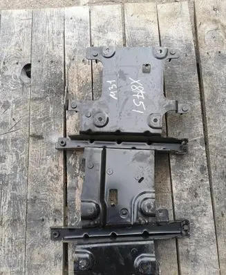 Other engine bay part