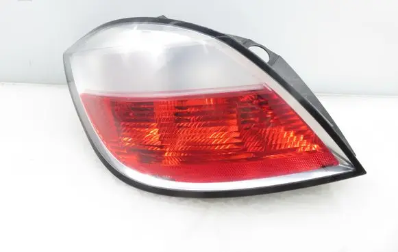 Opel Astra H Rear/tail lights 24451835