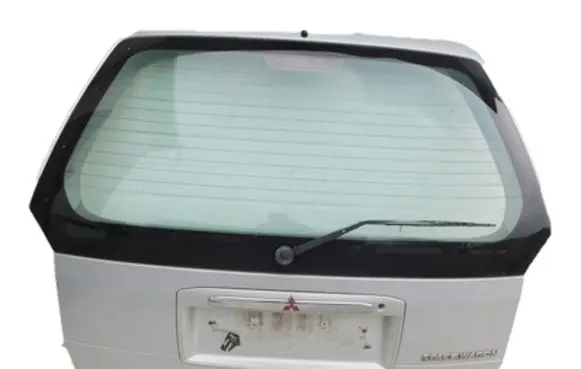 Mitsubishi Space Wagon Tailgate/trunk/boot lid