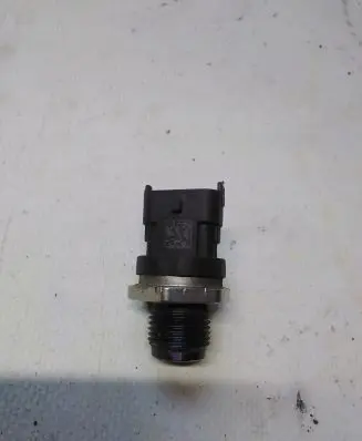 Fuel pressure sensor