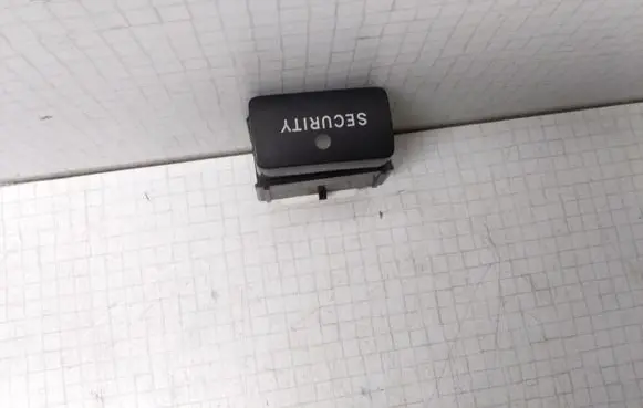 Toyota Corolla E120 E130 Other switches/knobs/shifts 489101 1011D3D