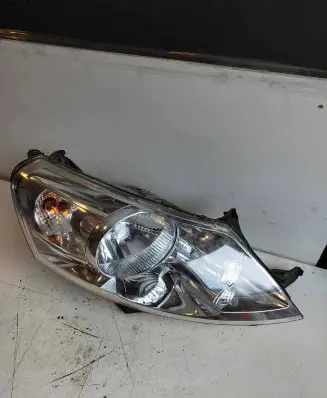 Citroen Jumpy Headlight/headlamp 89901160