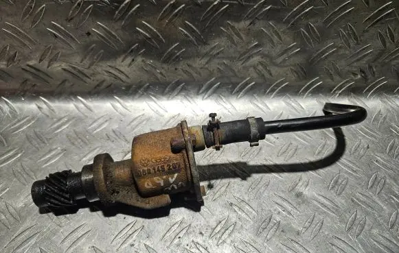 Volkswagen PASSAT B3 Vacuum pump 068145207