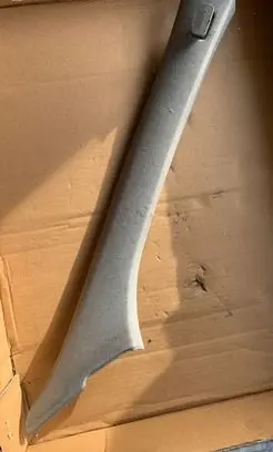 Opel Astra H Windshield trim 13113898