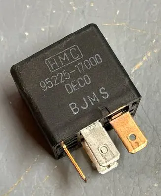 KIA Sorento Other relay 9522517000 DEC0