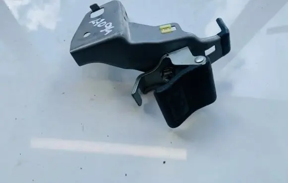 Subaru Legacy Engine bonnet (hood) release handle