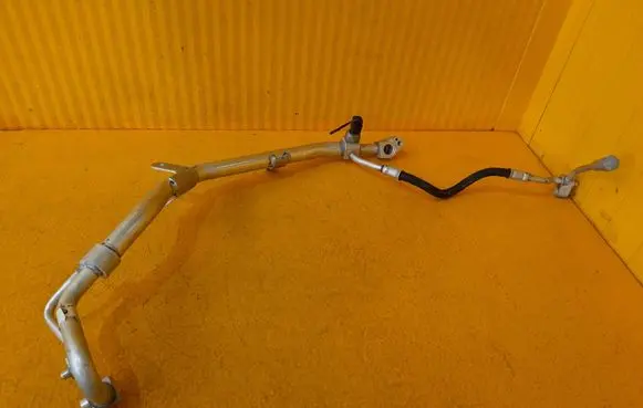BMW M4 G82 G83 Air conditioning (A/C) pipe/hose 8088920