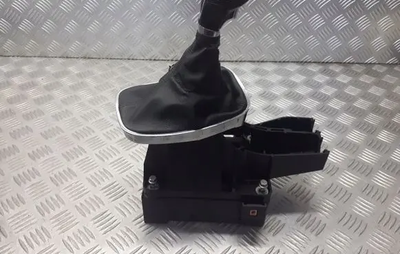 Opel Insignia A Gearbox retarder lever 8126201000