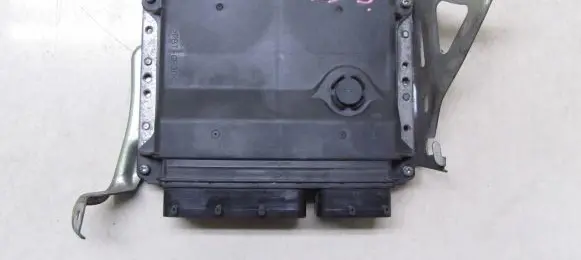Toyota Avensis T270 Engine control unit/module ECU