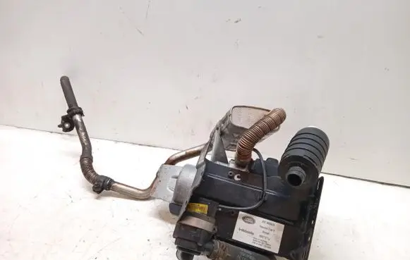 Land Rover Discovery 3 - LR3 Webasto circulation pump for autonomous heater JEC500820