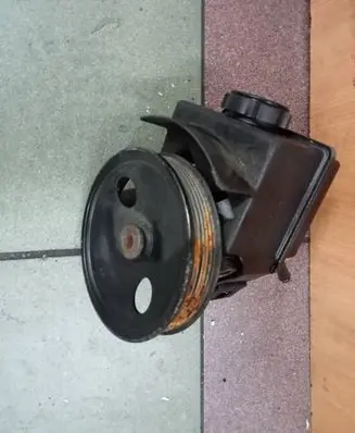 Volvo 850 Power steering pump 3546907