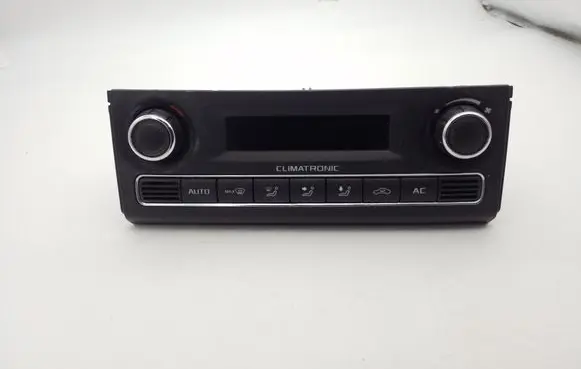 Skoda Fabia Mk2 (5J) Climate control unit 5J0907044C A2C53427076