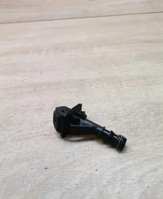 BMW 1 E81 E87 Windshield washer spray nozzle 7117849