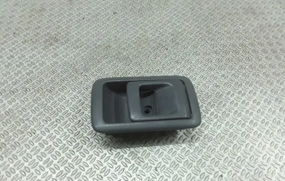 Toyota Hilux (N80, N90, N100, N110) Front door interior handle