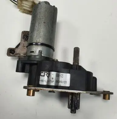 Rover Range Rover Seat adjustment motor 8251616