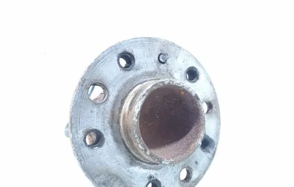 Opel Zafira B Rear wheel hub