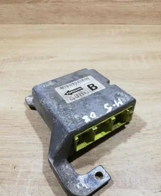 Mazda 5 Airbag control unit/module W2T80274