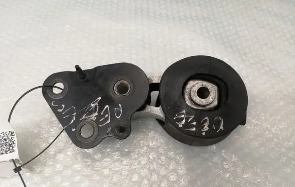 Ford Edge I Gearbox mount 8T436P082AB Y050A