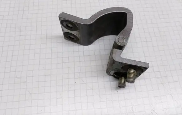 Audi A6 S6 C4 4A Tailgate/trunk/boot hinge 4A9827299C
