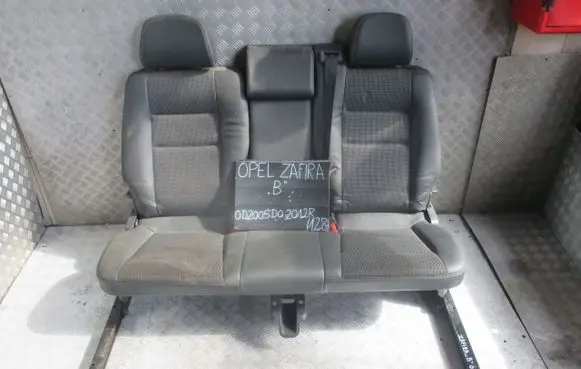 Opel Zafira B Rear seat 