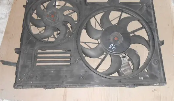 Volkswagen Touareg I Electric radiator cooling fan 7L0121203F 0130304922