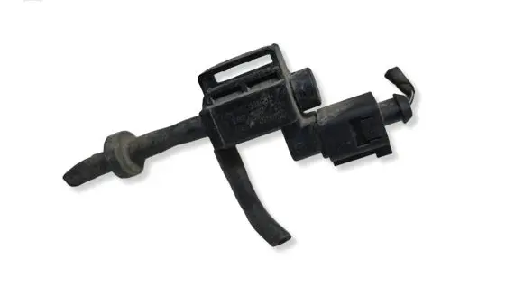 Skoda Rapid (NH) Turbo solenoid valve 037906283C