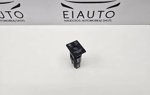 Mazda 6 Passenger airbag on/off switch 