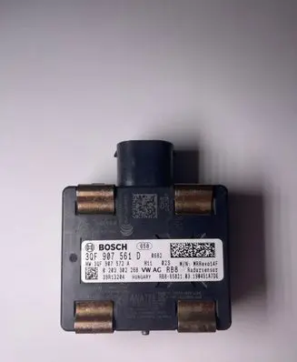 Volkswagen Golf VII Distronic sensor radar 3QF907561D 3QF907572A 0203302268