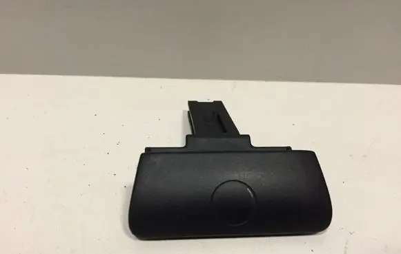 Volvo XC90 Hand brake release handle 8683963
