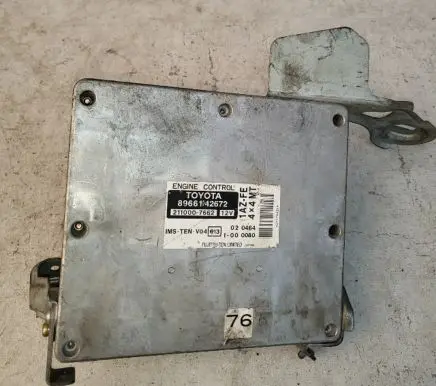 Toyota RAV 4 (XA20) Engine control unit/module 2110007662