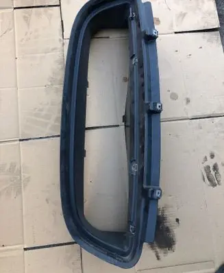 BMW 1 E81 E87 Rear air vent grill 7836650 75965010