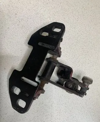 Volkswagen Crafter Sliding door middle roller runner A9067600247