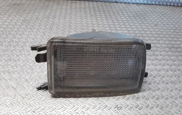 Volkswagen Golf III Front indicator light 121603B