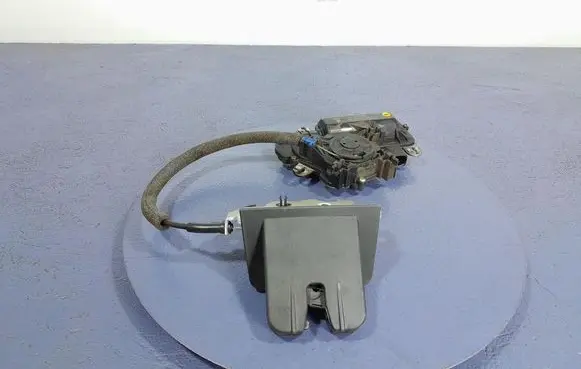 Audi Q7 4L Tailgate/trunk/boot lock/catch/latch 4M0827887C