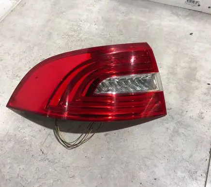 Skoda Superb B6 (3T) Rear/tail lights 3T5945095A