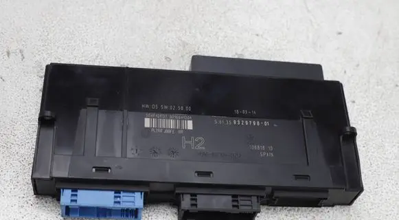 BMW X1 E84 Comfort/convenience module 9329798 9016641201 504F12F07