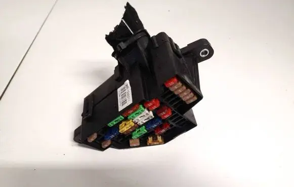Skoda Octavia Mk2 (1Z) Fuse box set