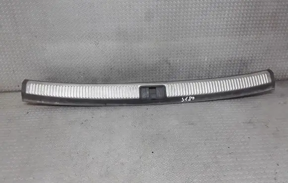 Audi A4 S4 B7 8E 8H Trunk/boot sill cover protection 8E9864483C