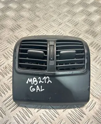 Mercedes-Benz E W212 Dash center air vent grill A2128300454